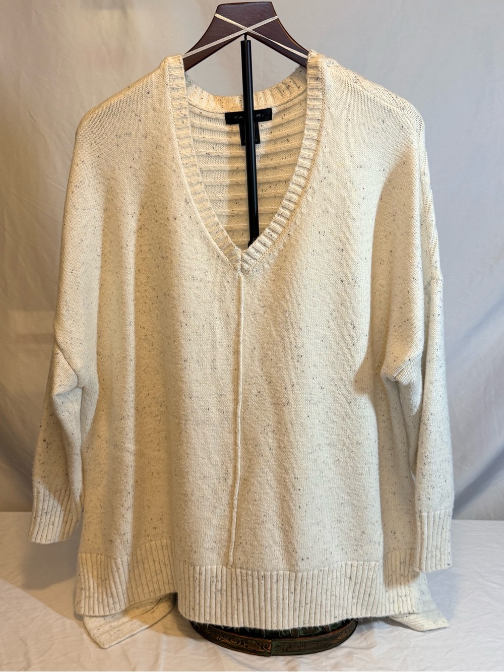 Tahari Cream Speckled Oversized V-Neck Sweater Cotton-Blend size 1X (UU5)